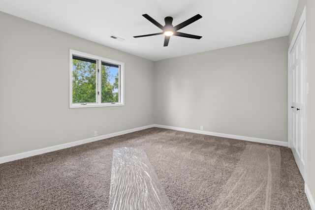 3807 Waxwing Court, Valparaiso, IN 46383