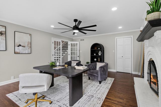 3807 Waxwing Court, Valparaiso, IN 46383