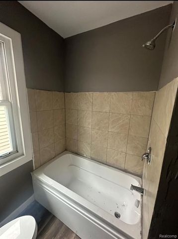 3220 Gladstone Street, Detroit, MI 48206