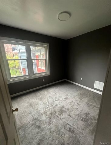 3220 Gladstone Street, Detroit, MI 48206