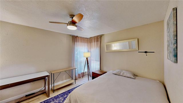 623 SAINT JOHNS COURT 623, Winter Park, FL 32792