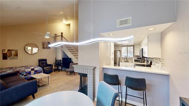 623 SAINT JOHNS COURT 623, Winter Park, FL 32792