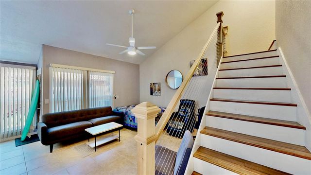 623 SAINT JOHNS COURT 623, Winter Park, FL 32792