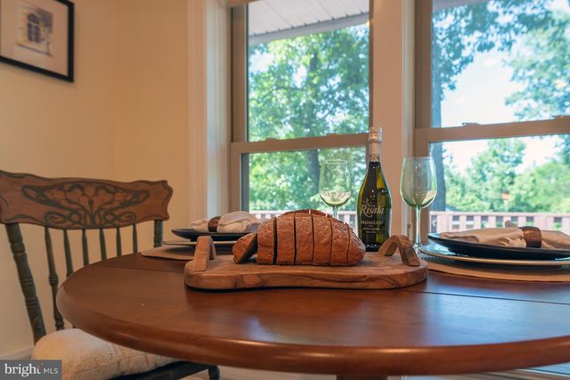 7041 CINDY LN, Annandale, VA 22003