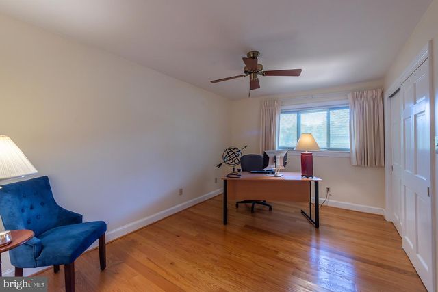 7041 CINDY LN, Annandale, VA 22003