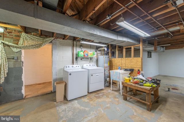 7041 CINDY LN, Annandale, VA 22003