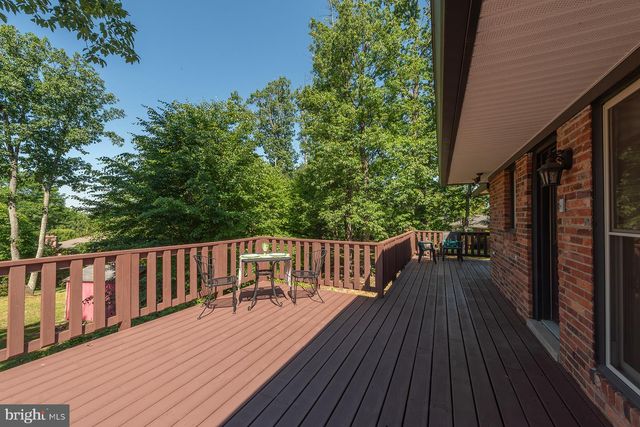 7041 CINDY LN, Annandale, VA 22003