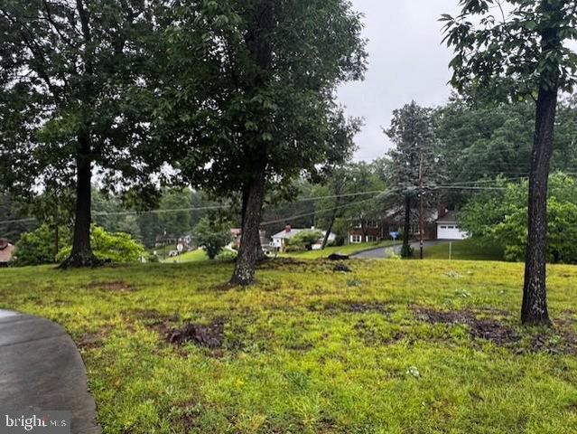 7041 CINDY LN, Annandale, VA 22003