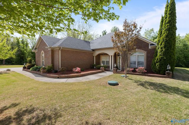 202 Waterbrook Lane, Harvest, AL 35749