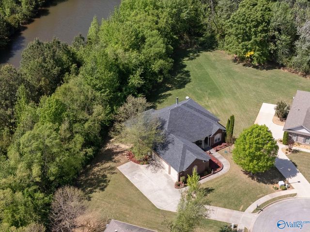 202 Waterbrook Lane, Harvest, AL 35749