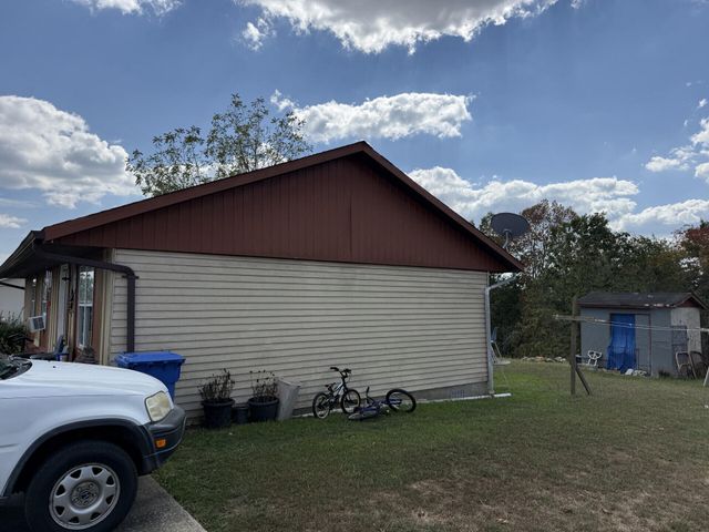 188 Strawberry Lane, Olive Hill, KY 41164
