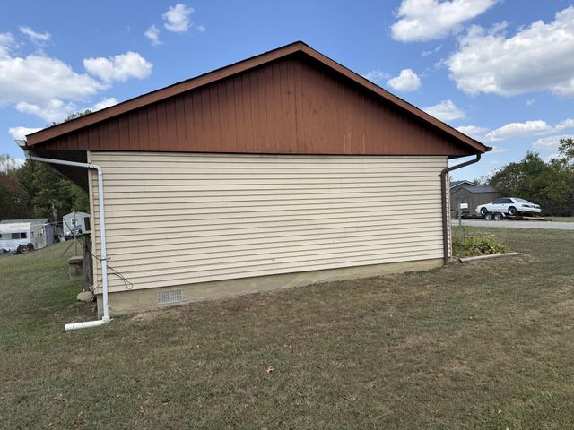 188 Strawberry Lane, Olive Hill, KY 41164