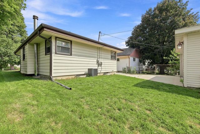 831 S 110th STREET, West Allis, WI 53214