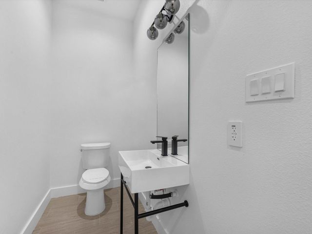 2041 Road 66117, Dayton, TX 77535