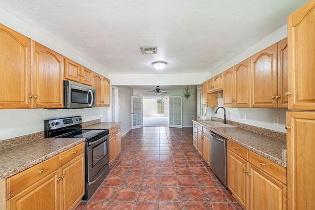 707 Terryhollow Street, Channelview, TX 77530