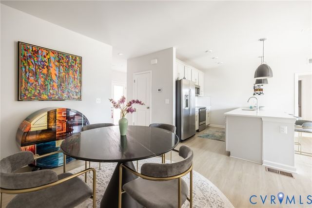 13294 Coalfield Station Ln, Midlothian, VA 23114