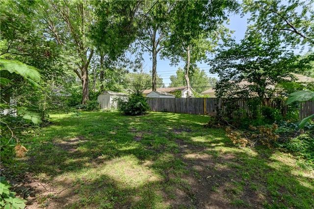 10500 E 79th Terrace, Raytown, MO 64138