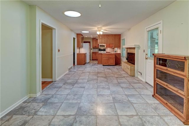 10500 E 79th Terrace, Raytown, MO 64138