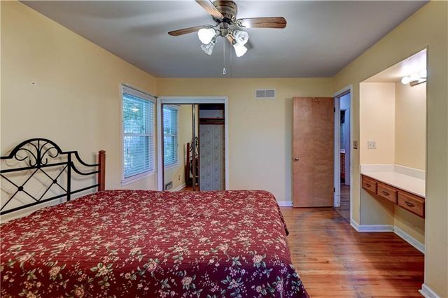 10500 E 79th Terrace, Raytown, MO 64138
