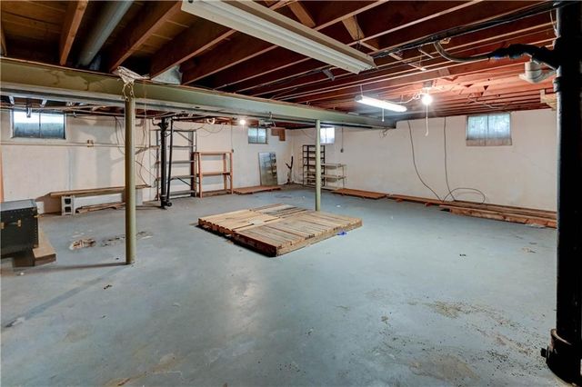 10500 E 79th Terrace, Raytown, MO 64138