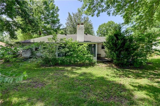 10500 E 79th Terrace, Raytown, MO 64138