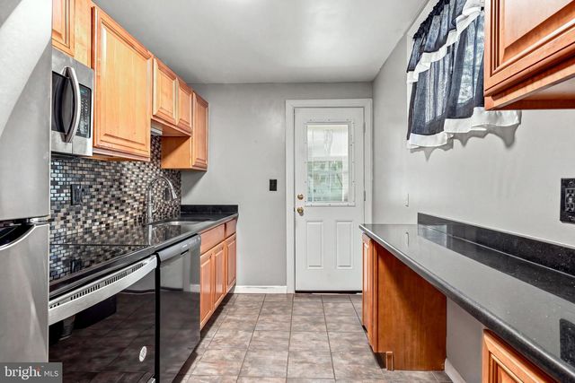 43 2ND AVE, Roebling, NJ 08554