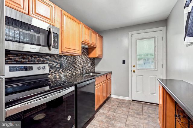 43 2ND AVE, Roebling, NJ 08554