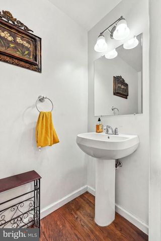 43 2ND AVE, Roebling, NJ 08554
