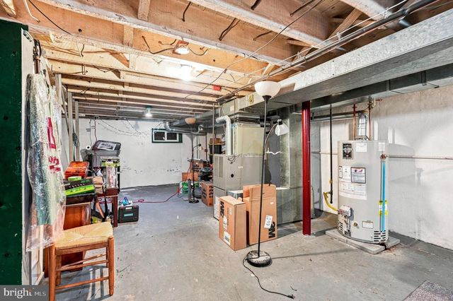 43 2ND AVE, Roebling, NJ 08554