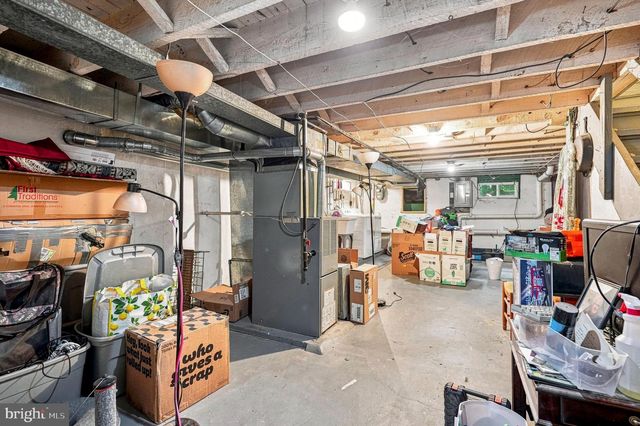43 2ND AVE, Roebling, NJ 08554