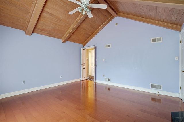 315 Kingsberry Cir, Mt Lebanon, PA 15234