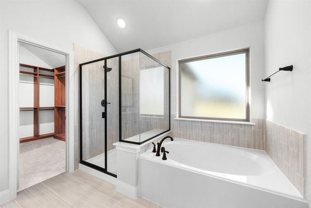 124 Lila Lake Drive, Waxahachie, TX 75165