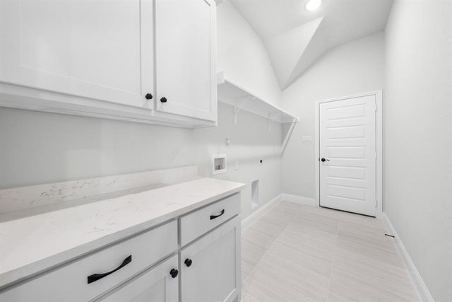 124 Lila Lake Drive, Waxahachie, TX 75165