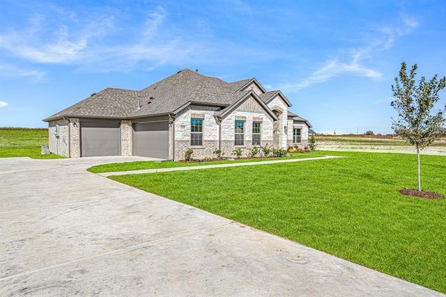 124 Lila Lake Drive, Waxahachie, TX 75165