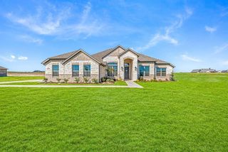 124 Lila Lake Drive, Waxahachie, TX 75165