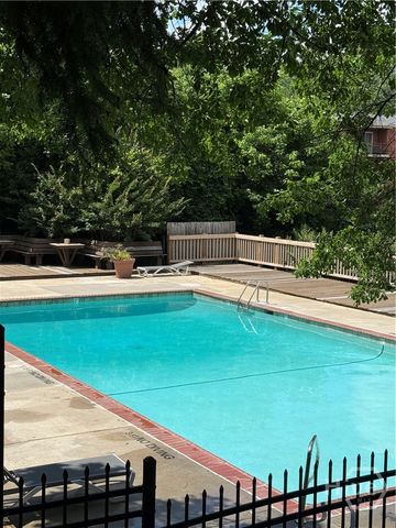 250 Little Street B206, Athens, GA 30605