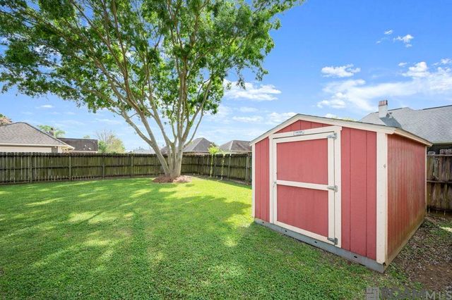 12389 Old Mill Dr, Geismar, LA 70734