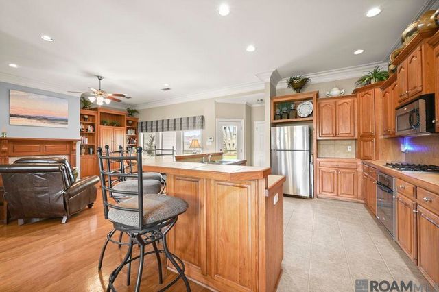 12389 Old Mill Dr, Geismar, LA 70734