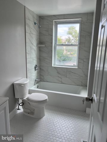 710 GIRARD ST NW, Washington, DC 20001