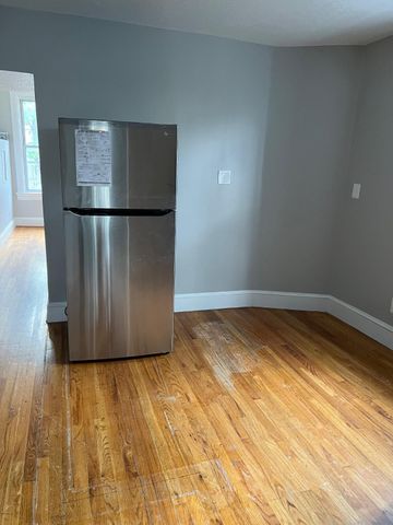 710 GIRARD ST NW, Washington, DC 20001