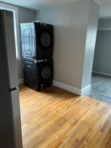 710 GIRARD ST NW, Washington, DC 20001