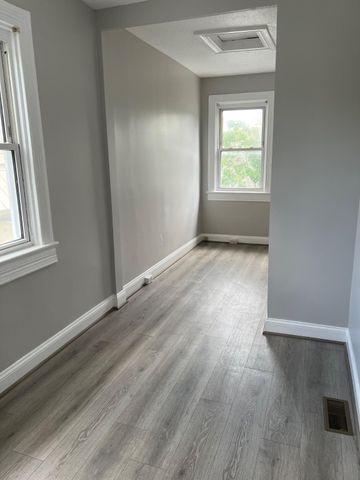710 GIRARD ST NW, Washington, DC 20001