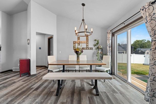 2529 MEYER WAY, De Pere, WI 54115