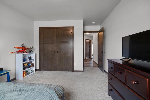 2529 MEYER WAY, De Pere, WI 54115