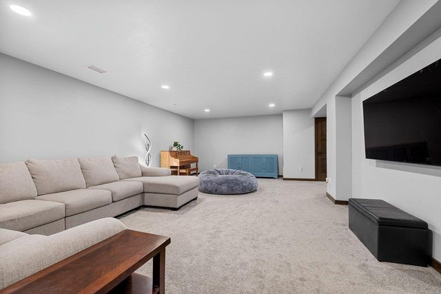 2529 MEYER WAY, De Pere, WI 54115