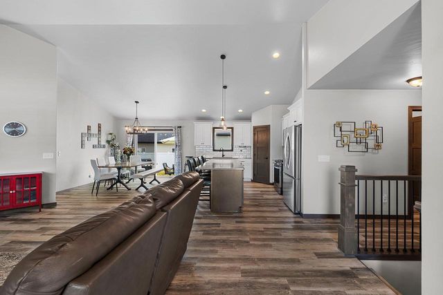 2529 MEYER WAY, De Pere, WI 54115
