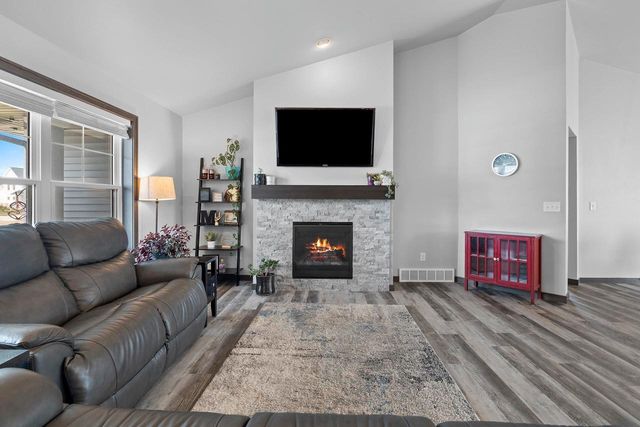 2529 MEYER WAY, De Pere, WI 54115