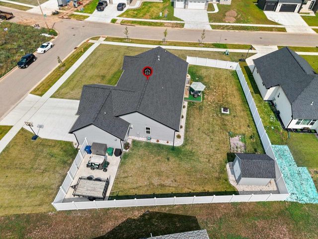 2529 MEYER WAY, De Pere, WI 54115