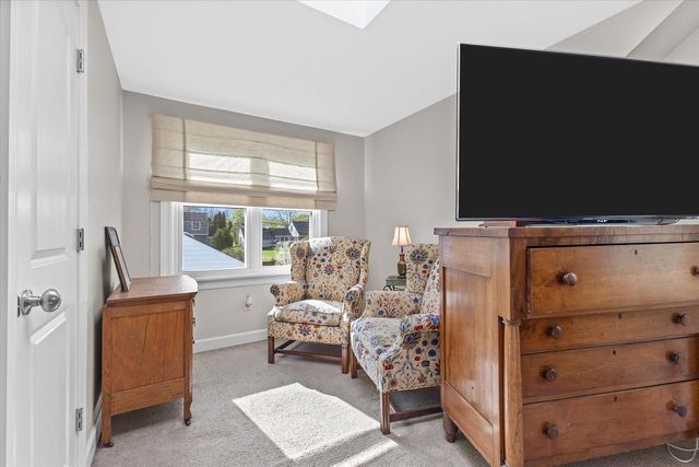 8115 Whitney ROAD, Fox Point, WI 53217
