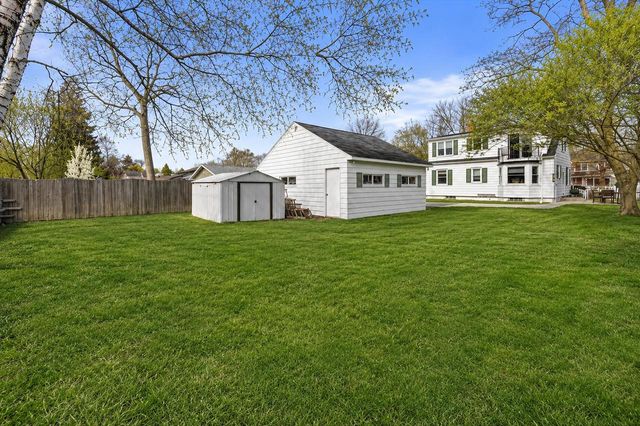 8115 Whitney ROAD, Fox Point, WI 53217